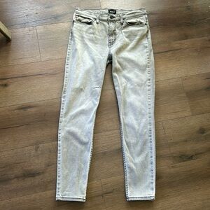 Hudson Jeans high rise skinny  !! Size 28
